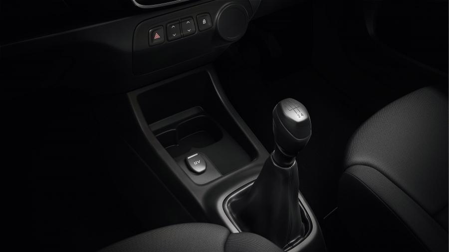  Renault Kwid 2015 года  (фото 14 из 19)